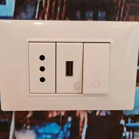 アパート Bsuites Trieste In Centro Storico Con Wifi *