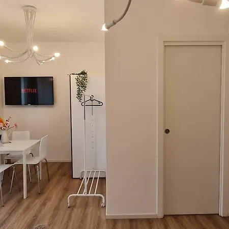 Bsuites Trieste In Centro Storico Con Wifi アパート