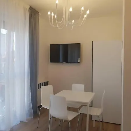 アパート Bsuites Trieste In Centro Storico Con Wifi