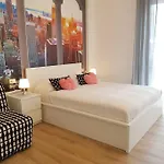 Apartament Bsuites Trieste In Centro Storico Con Wifi