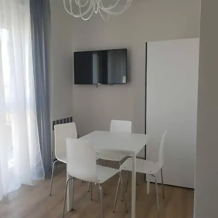 Appartement Bsuites Trieste In Centro Storico Con Wifi Padua